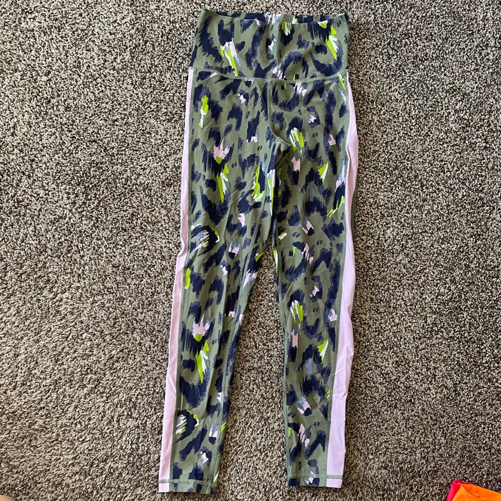 Aerie move leggings